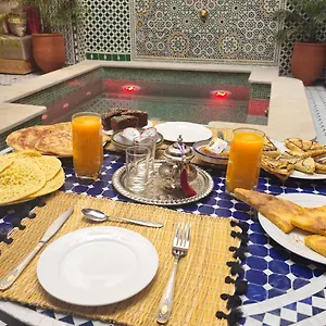 https://riad-diamant-bleu.hotelfesmorocco.com