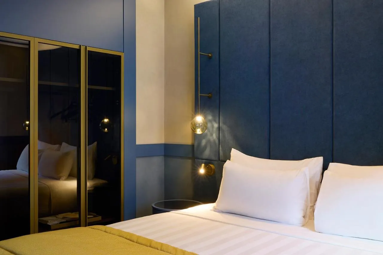 Fifty House Cellini Hotel Milan