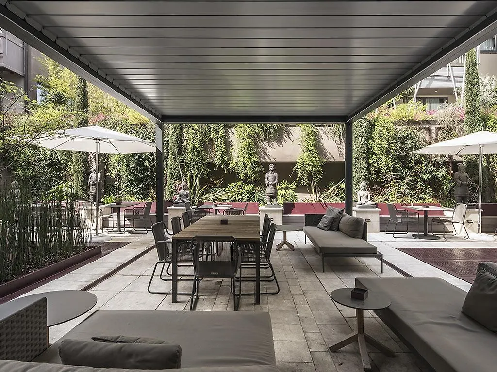 Fifty House Cellini Hotell Milano