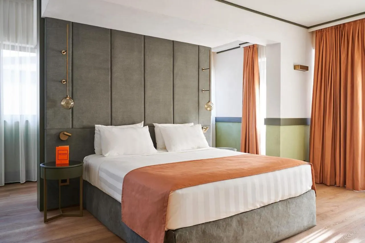 Fifty House Cellini Hotell Milano