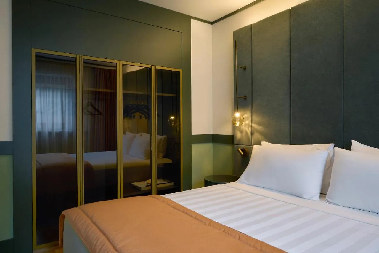 Fifty House Cellini Hotell Milano