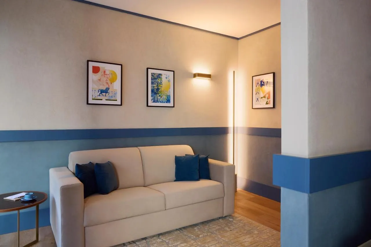 Fifty House Cellini Hotell Milano